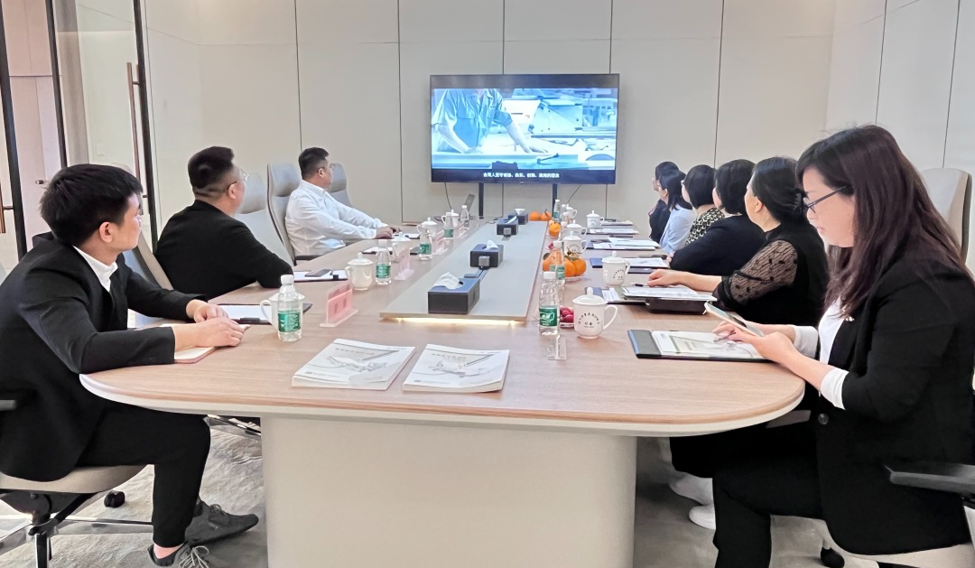 面对面传经送宝 心连心砥砺前行|省护理学会专家一行莅临米兰·体育_米兰(中国)