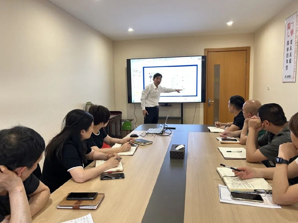 知识赋能 砺剑强兵 |米兰·体育_米兰(中国)开展营销专题培训